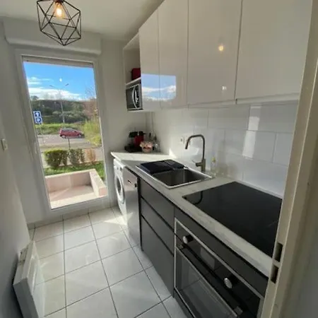 Daire Grand T2 -  la Fonderie -parking Gratuit Mulhouse