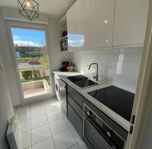 Daire Grand T2 -  la Fonderie -parking Gratuit Mulhouse
